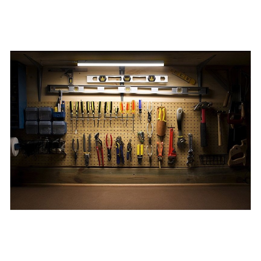 Ledvance – LED-Küchenunterbauleuchte mit Sensor BATTEN LED/14W/230V 120 cm
