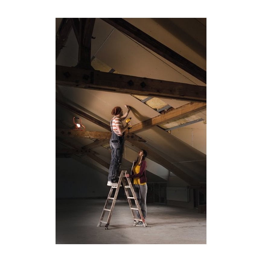 Ledvance - LED-Strahler R-STAND LED/20W/5V 2200 mAh IP44