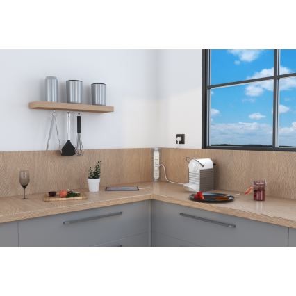 Legrand 049406 - Verlängerungskabel 3-fach Typ E + USB-A + USB-C 1 m silber/weiß