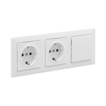Legrand - Doppelte SCHUKO-Steckdose für den Wohnbereich und einpoliger Schalter Nr. 1 mit Rahmen SUNO, 250 V, weiß
