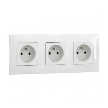 Legrand - Dreifach-Haushaltssteckdose mit Rahmen NILOE 250V weiß