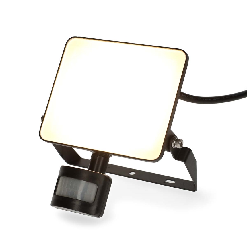 Dimmbarer LED-Strahler mit Bewegungsmelder für Steckdose SmartLife LED/20W/230V 3000-6500K IP44 Wi-Fi