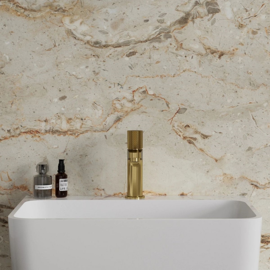 OMNIRES CT8010GLB - Waschbeckenarmatur CONTOUR 16,6 cm geschliffen golden