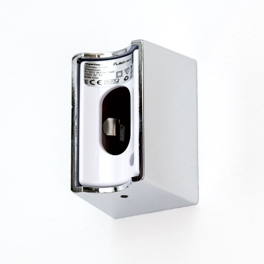 LED-Wandleuchte VISAGIST 1xS14d/8W/230V weiß