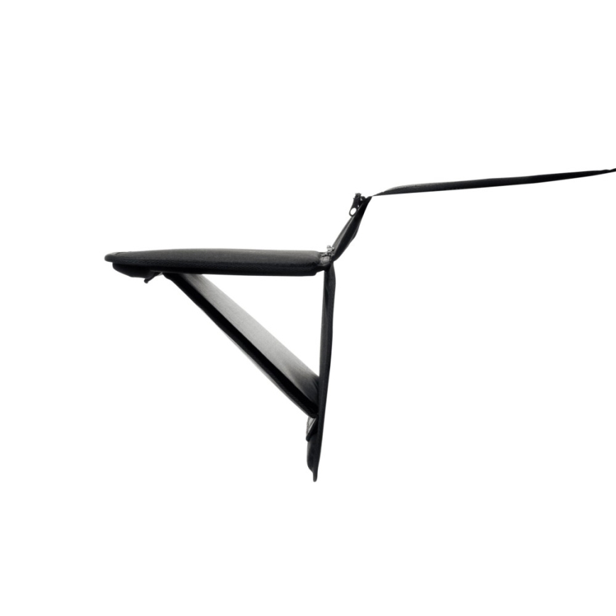 OSANN - Schutzunterlage für Autokindersitz FeetUp schwarz