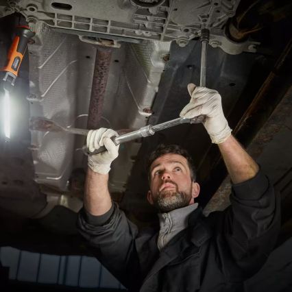 Osram - LED-dimmbare wiederaufladbare Taschenlampe LEDINSPECT SLIM MAX1000 LED/9W/3,7V IP65 2600 mAh