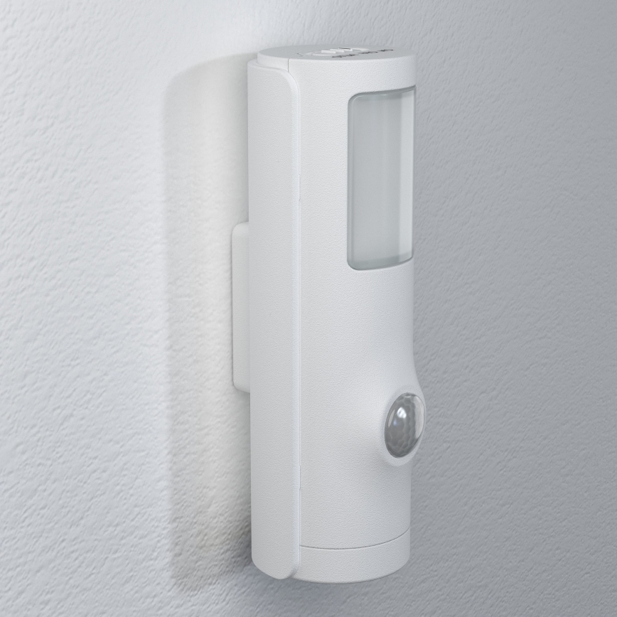Osram - LED-Orientierungsleuchte mit Bewegungs- und Dämmerungssensor NIGHTLUX LED/0,35W/3xAAA IP54 weiß