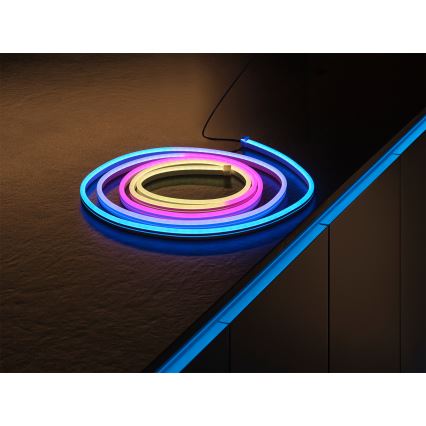 Osram - SMART+ MAGIC LED-RGB, dimmbarer Außen-LED-Streifen 3 m, 15 W, 230 V, IP44, Wi‑Fi+ mit Fernbedienung