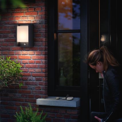 Philips 16461/93/16 - LED Außenleuchte mit Sensor MYGARDEN ARBOUR 1xLED/6W/230V