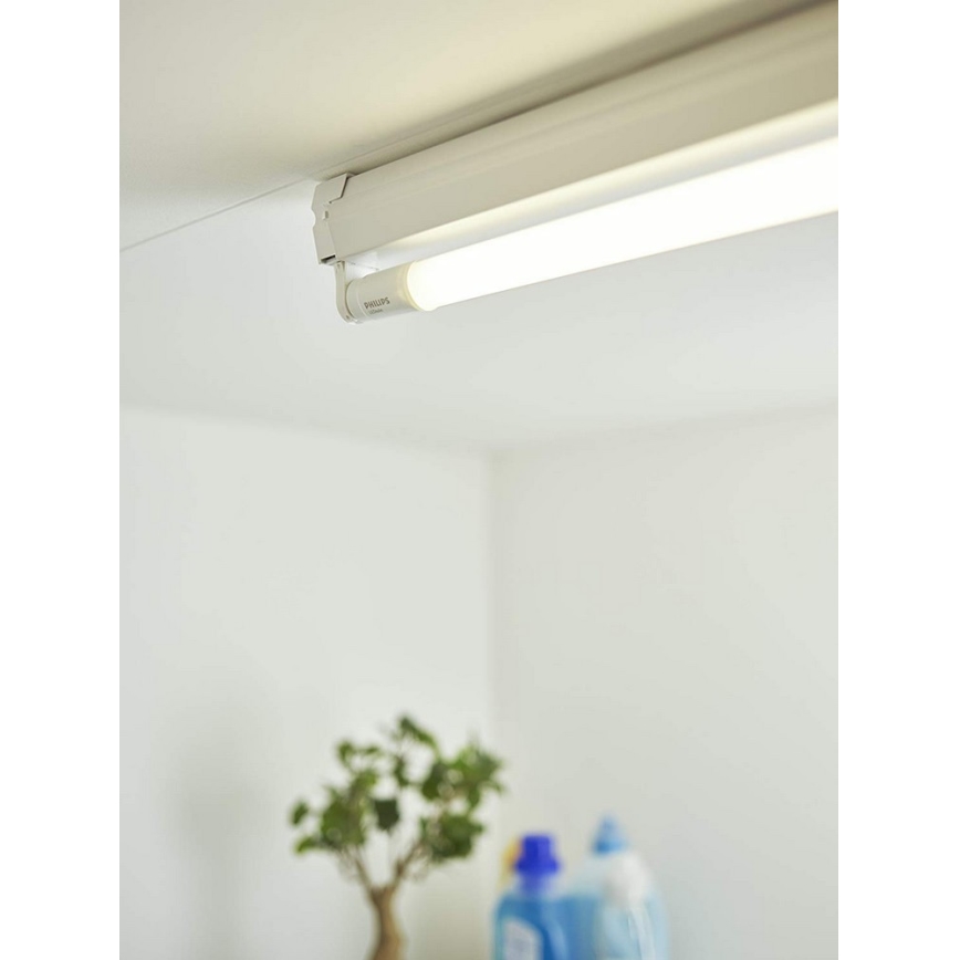 LED Leuchtstoffröhre Philips G13/20W/230V