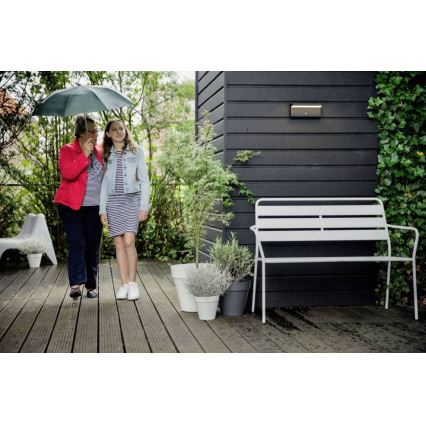 Philips - LED-Outdoor-Wandleuchte mit Sensor BUSTAN LED/3,8W/230V 4000K IP44