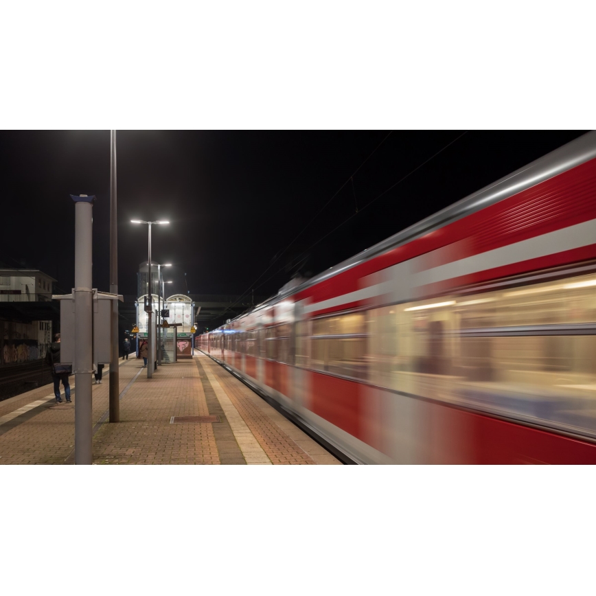 Philips - LED-Straßenleuchte CORELINE MALAGA LED/47W/230V 4000K IP65