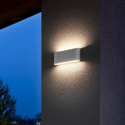 Redo 90451 - LED Außenwandleuchte KLIPPE LED/24W/230V 3000K IP54 weiß