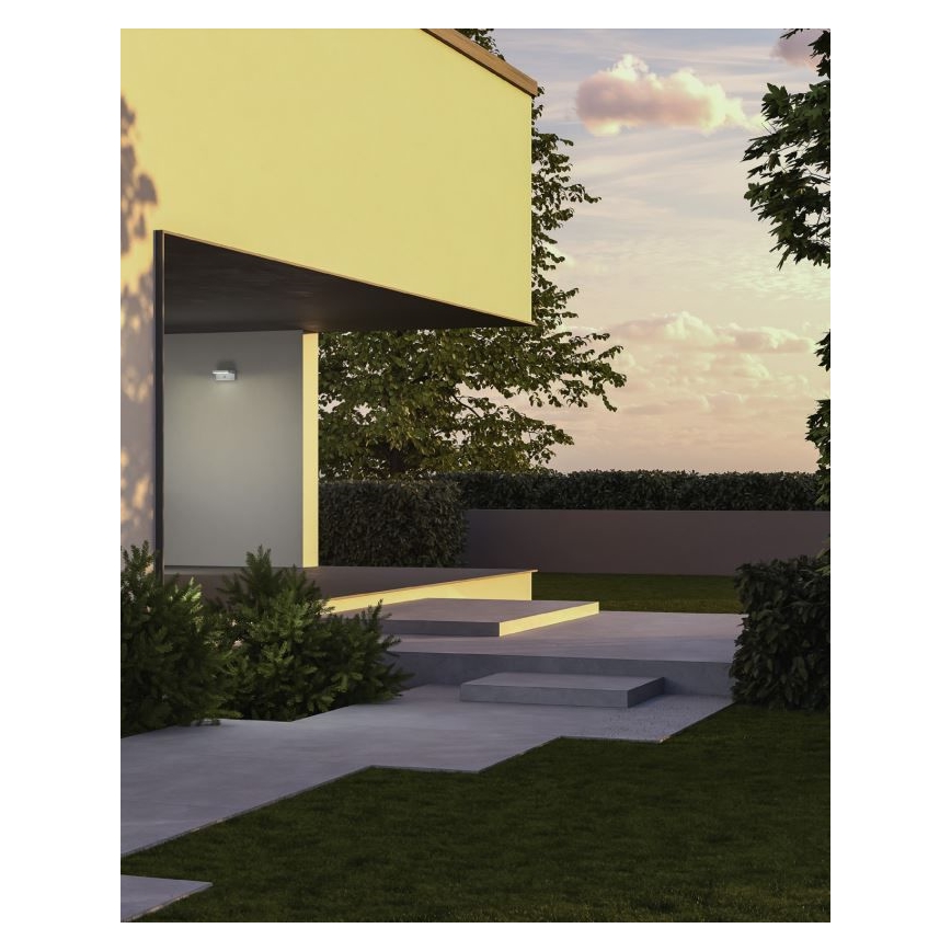 Redo 90587 - LED-Outdoor-Wandleuchte mit Sensor FLIP LED/20W/230V CRI 90 3000K IP54 anthrazit