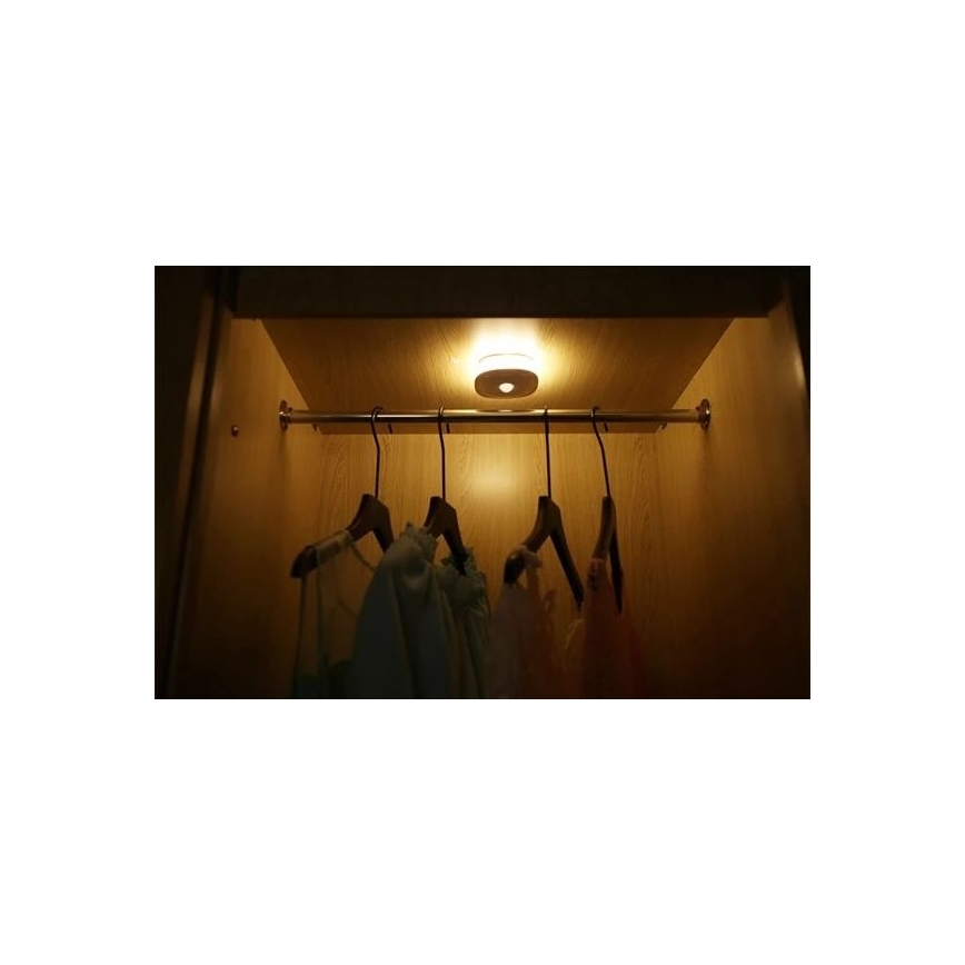 LED-Nachtlicht mit Sensor LED/0,45W/3xAAA 3000K weiß