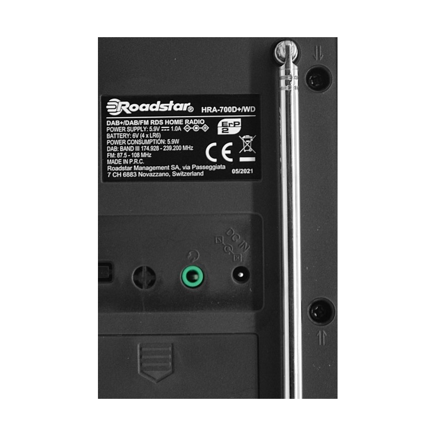 Roadstar HRA-700D+/WD - Radio mit DAB+, FM und Weckfunktion 16W/230V/4xAA