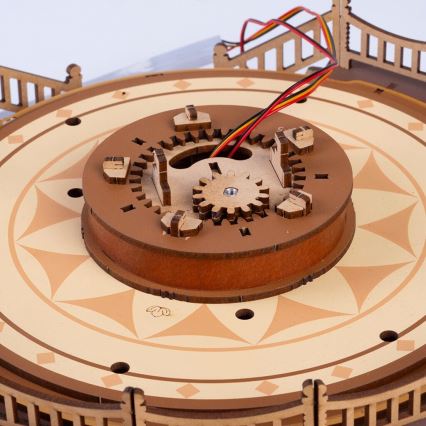 RoboTime - 3D-Puzzle Spieluhr Klassisches Karussell 5V