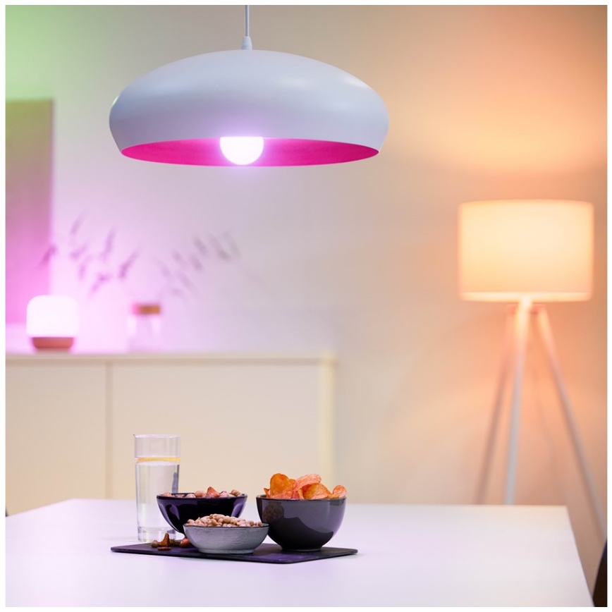 SET 2x Dimmbare LED-RGBW-Glühbirne A60 E27/8,5W/230V 2200-6500K Wi-Fi + Fernbedienung - WiZ