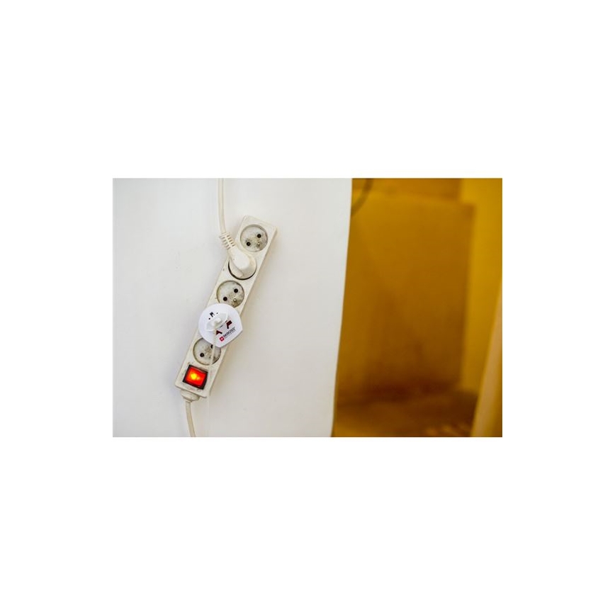 SKROSS - Universal-Reiseadapter 230V