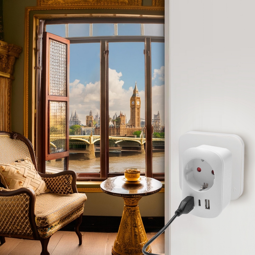 Reiseadapter für UK 230V 2x USB-A + 1x USB-C