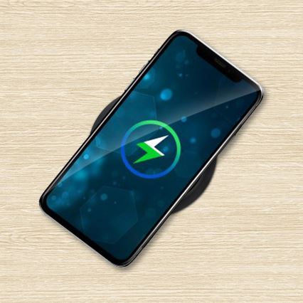 Steckdosensäule für Tischplatte mit kabelloser Qi-Aufladung 3x230V + 1xUSB-A + 1xUSB-C schwarz/silbern