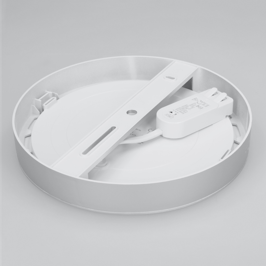 LED-Deckenpanel 2-in-1 Aufputz/Einbau 18W/230V 3000/4000/6000K Ø 22,5 cm IP54 Weiß