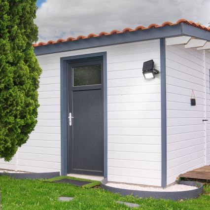 LED dimmbarer Solarstrahler mit Bewegungs- und Dämmerungssensor LED/6W/3,7V 2200 mAh 3000/4000/6500K IP65