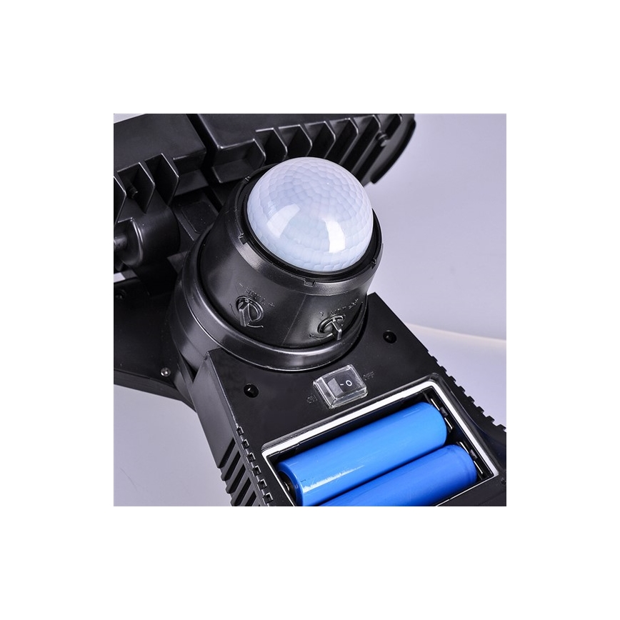 LED Solarstrahler mit Sensor 2000mAh LED/8W/3,7V IP44