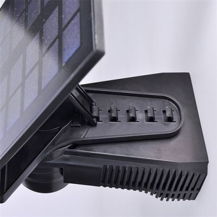 LED Solarstrahler mit Sensor 2000mAh LED/8W/3,7V IP44