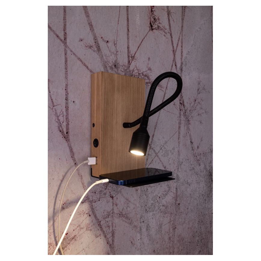 LED-Wandleuchte LECTOR LED/2,5W/230V USB Eiche