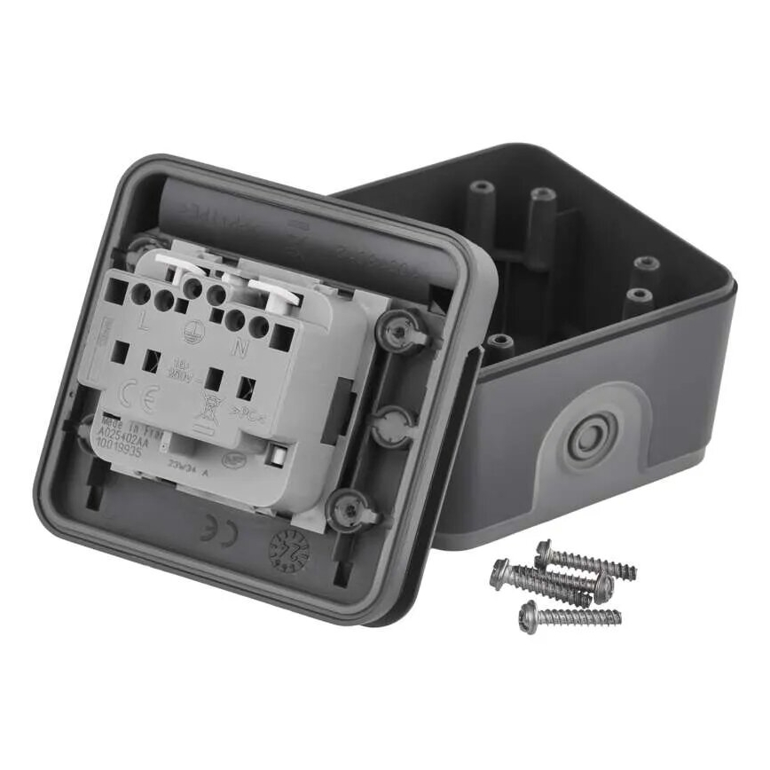 Steckdose für feuchte Umgebung IP55