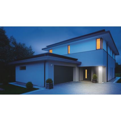 STEINEL 029593 - Bewegungssensor für den Außenbereich sensIQ KNX weiß IP54 + Fernbedienung