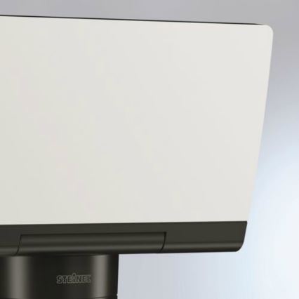 STEINEL 033071 - LED Strahler mit Sensor XLED home 2 LED/14,8W/230V