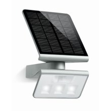 STEINEL 671013 - Solar-LED-Reflektor mit Sensor XSolar LS 1,2W / LED Silber