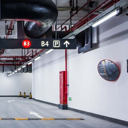 Technische LED-Röhrenleuchte mit Bewegungs- und Dämmerungssensor LED/36W/230V 6500K IP65 120 cm