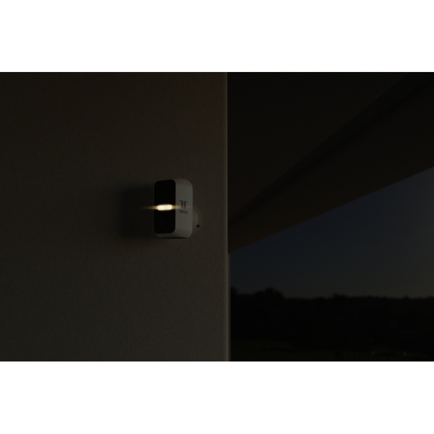 TESLA Smart - Intelligente Außenkamera mit 2K 1296p Sensor, 9600 mAh, 5V, Wi-Fi, IP65