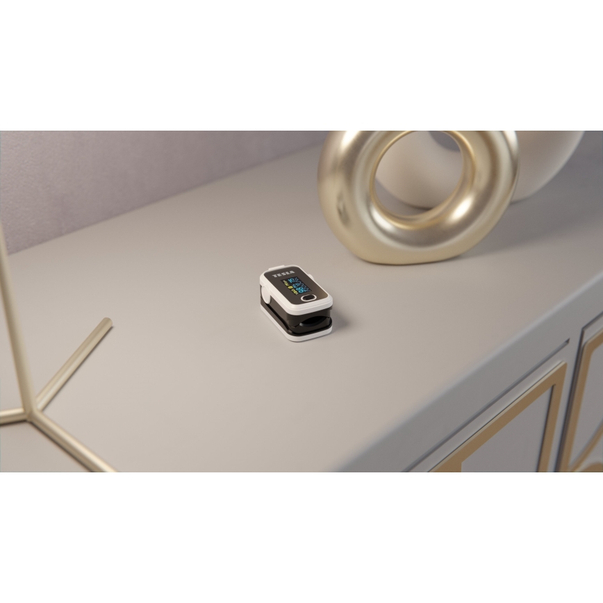 TESLA Smart - Smart-Puls-Oxymeter 2xAAA IP22