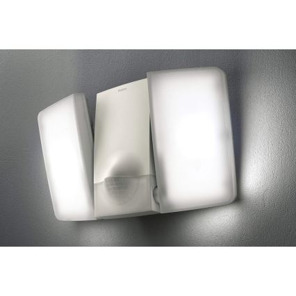 theben - LED-Wandstrahler mit Sensor 2xLED/10W/230V weiß IP55
