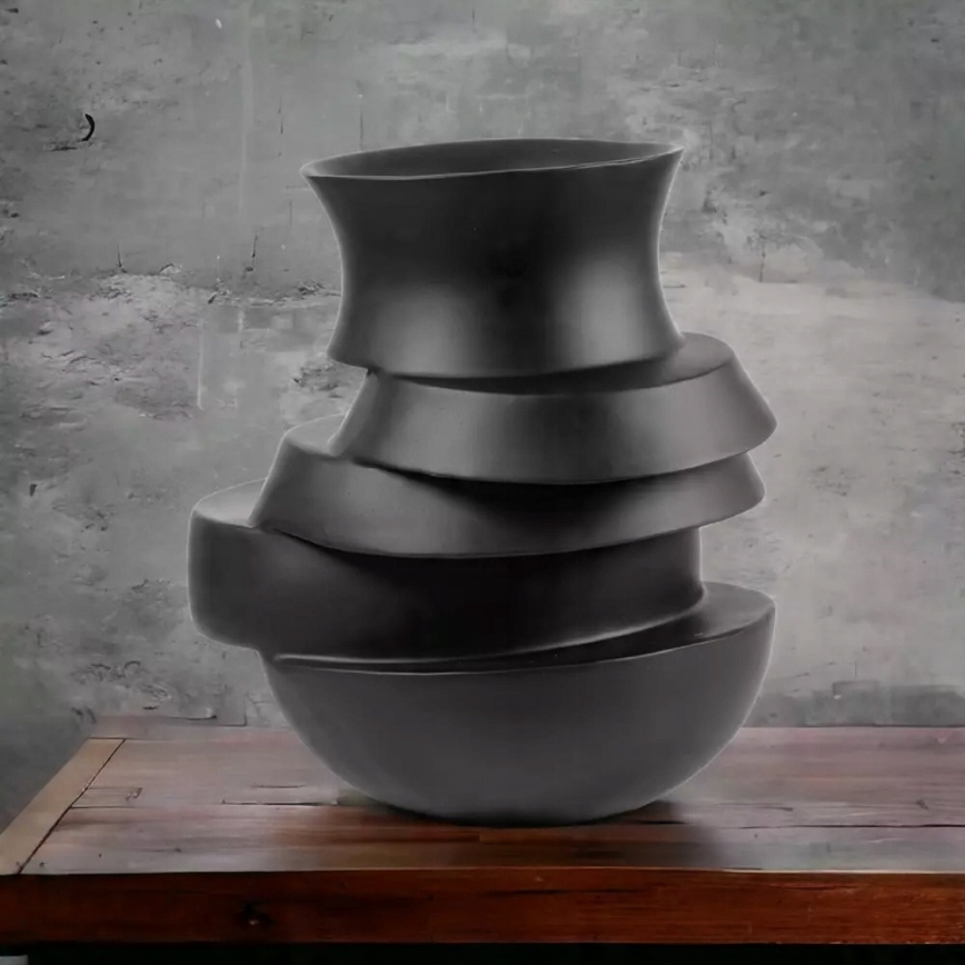 Vase 38x33x36 cm Harz/matt schwarz