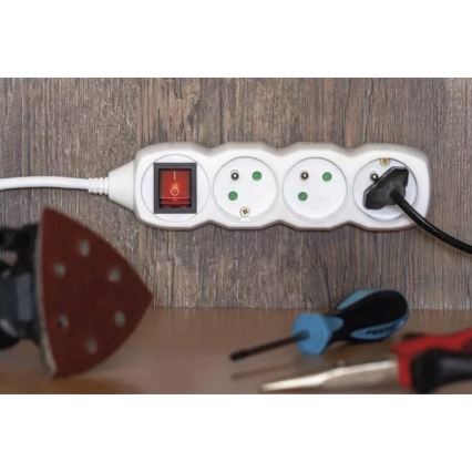 Verlängerungskabel mit Schalter 3-fach 5m weiß