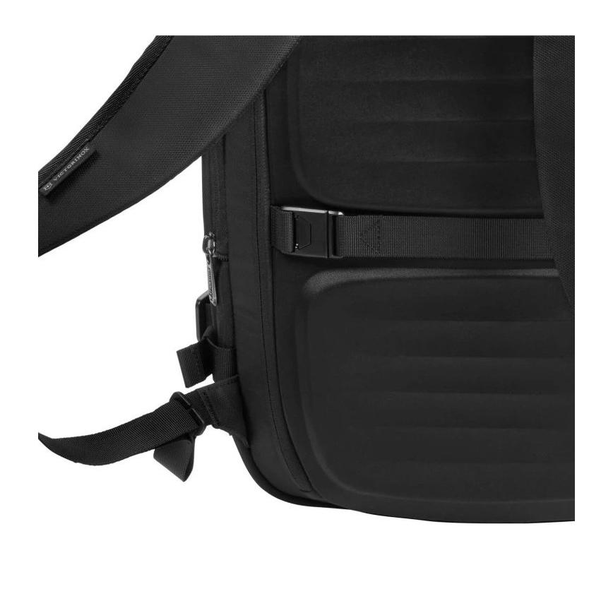 Victorinox - Erweiterbarer Rucksack Crosslight Boarding 37 l schwarz