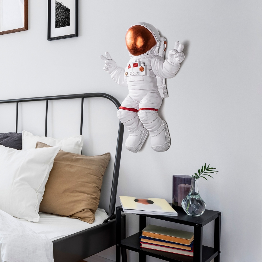 Wanddekoration 47x35 cm Astronaut kupfern