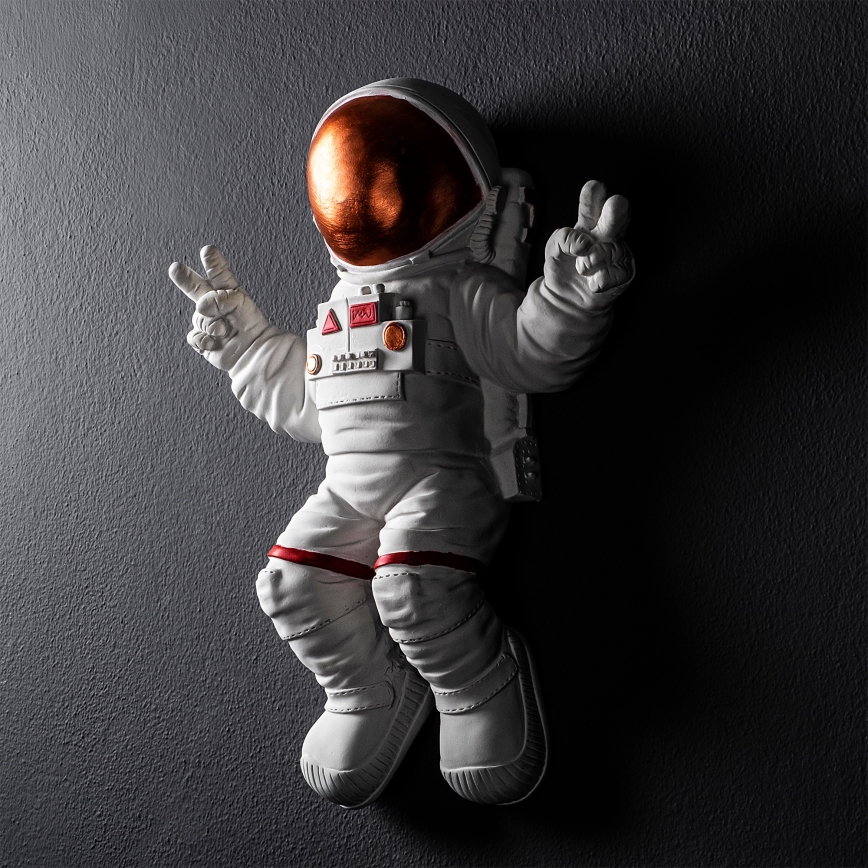 Wanddekoration 47x35 cm Astronaut kupfern
