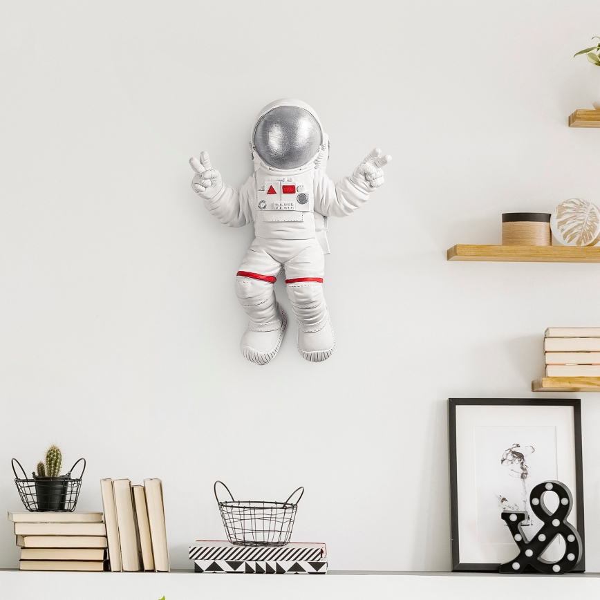 Wanddekoration 47x35 cm Astronaut silbern