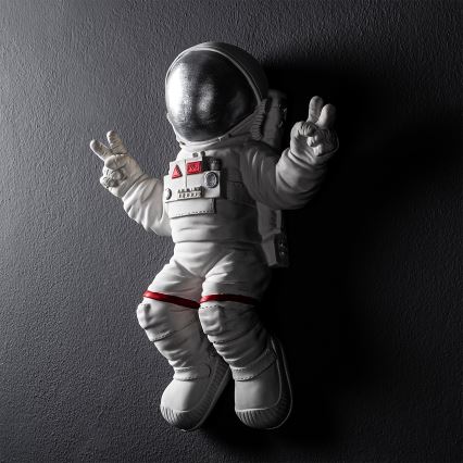 Wanddekoration 47x35 cm Astronaut silbern
