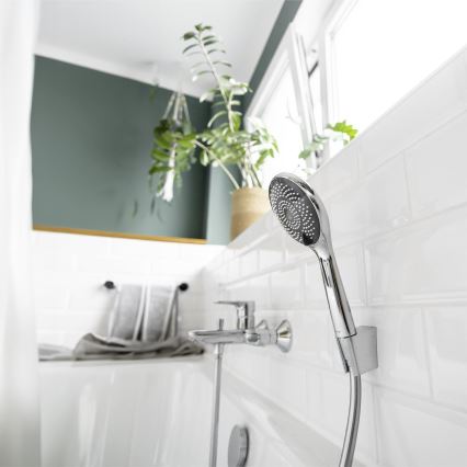 WENKO 23993100 - Duschkopf Wassersparsystem 11x11 cm, Hochglanz-Chrom/Weiß/Grau