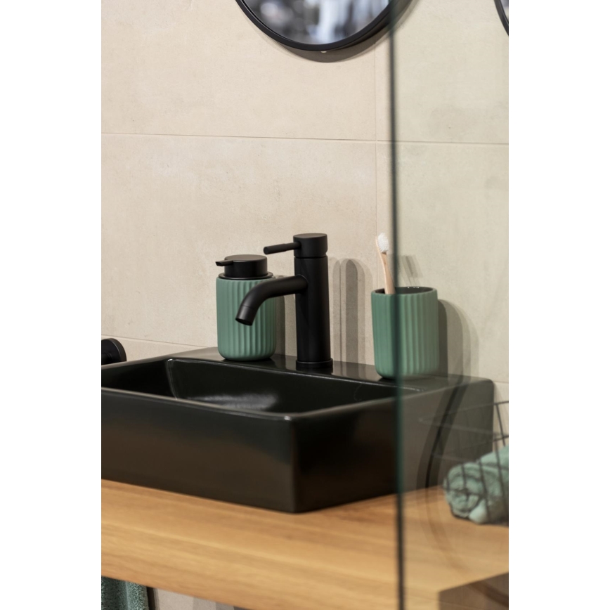 WENKO 24807100 - Seifenspender BELLUNO 8x13,5 cm grün/schwarz