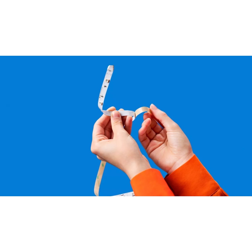 WiZ - dimmbarer LED RGBIC-Streifen 4m LED/10,2W/5V 2700-6500K Wi-Fi