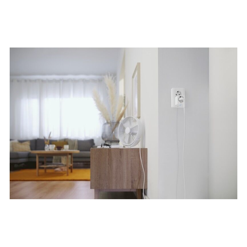 WiZ - Intelligente Steckdose E 2300W + Stromzähler Wi-Fi