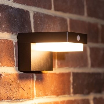 Zuma Line - LED-Solar-Wandleuchte mit Bewegungs- und Dämmerungssensor LED/4,5W/2000 mAh IP44 schwarz